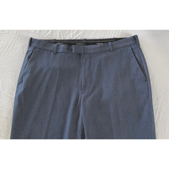 Van Heusen Flat Front Washable Stretch Dress Pants, Slacks. 36X31, EUC!! - Picture 6 of 8